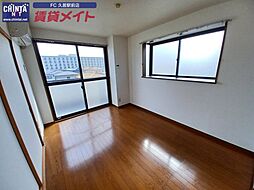 近鉄名古屋線 津新町駅 徒歩18分の賃貸マンション 3階3DKのリビング/ダイニング