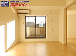JR紀勢本線 高茶屋駅 徒歩5分の賃貸アパート 2階2LDKのリビング/ダイニング