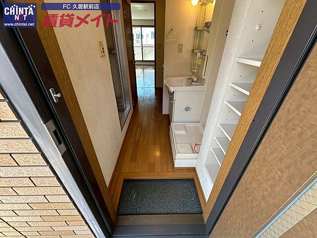 玄関