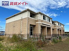 三重県松阪市星合町（賃貸アパート2LDK・2階・56.20㎡） その1