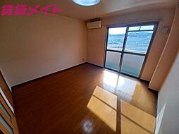 JR紀勢本線 相可駅 徒歩14分の賃貸アパート 5階1Kのリビング/ダイニング