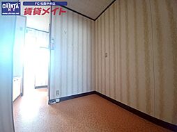 JR紀勢本線 徳和駅 徒歩14分の賃貸アパート 2階1Kのリビング/ダイニング