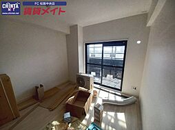 近鉄名古屋線 伊勢中川駅 徒歩3分の賃貸マンション 6階1Kのリビング/ダイニング