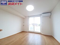 JR紀勢本線 徳和駅 徒歩15分の賃貸アパート 2階1LDKのリビング/ダイニング