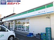 ファミリーマート松阪インター店 754m