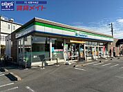 ファミリーマート松阪春日町店 551m