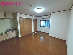 近鉄山田線 宮町駅 徒歩6分の賃貸アパート 3階ワンルームのリビング/ダイニング