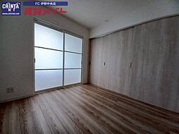 JR参宮線 伊勢市駅 徒歩8分の賃貸アパート 2階1LDKのリビング/ダイニング