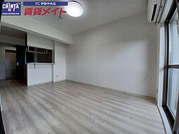 近鉄山田線 小俣駅 徒歩3分の賃貸マンション 3階1LDKのリビング/ダイニング