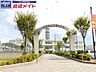 周辺：伊勢市立二見中学校 832m