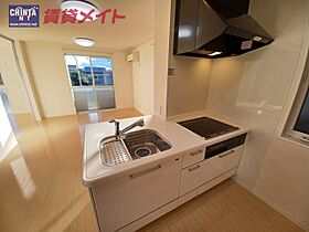 三重県津市栗真町屋町（賃貸アパート2LDK・2階・61.20㎡） その4