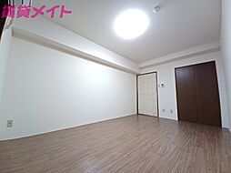 ラ・ベル・ビュー 1階1Kのリビング/ダイニング