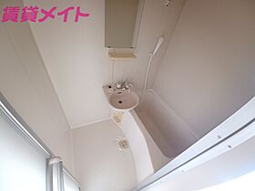 クレモナ津  ｜ 三重県津市一身田中野（賃貸マンション1K・1階・23.90㎡） その4