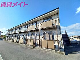 ＮＥＵ　ＨＡＵＳ　II  ｜ 三重県津市高洲町（賃貸アパート1K・2階・28.10㎡） その1