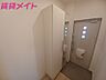 玄関：同型タイプのお部屋です