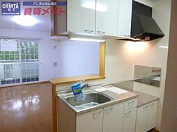 ミラベル 2階1LDKのリビング/ダイニング