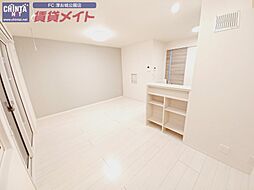 ＵＲＢＡＮ　ＦＬＡＴＳ 2階1LDKのリビング/ダイニング