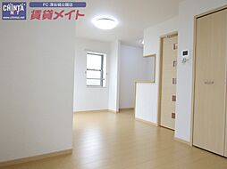 サニーパティオ 2階1LDKのリビング/ダイニング