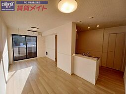 クレメント　II 1階1LDKのリビング/ダイニング