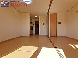 ｓｅａｓｉｄｅ　WEST 1階1DKのリビング/ダイニング