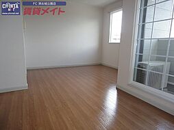 グリンビバーチェ 1階2LDKのリビング/ダイニング