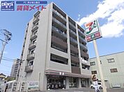 セブンイレブン津市西丸之内店 469m
