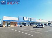 ベーシック一身田店 1014m