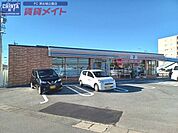 セブンイレブン津市上浜町3丁目店 376m