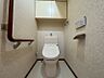 トイレ：トイレ部分にも手摺を設置されました。