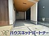 駐車場：ビルトインガレージは、車がきれい。ビルトインガレージなら「野ざらし、雨ざらし、吹きさらし」になりません。汚れやいたみは減り、車の掃除もラクになります。