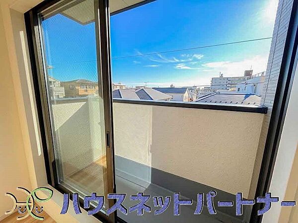 バルコニーを拡大表示