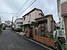 外観：閑静な住宅地です。保育園、幼稚園、小学校が徒歩10分以内にあり、子育てに便利な環境です。