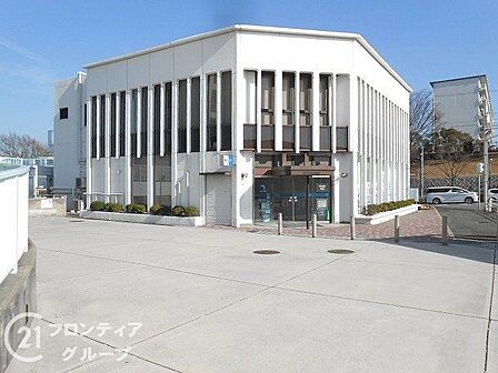 みなと銀行新多聞支店 徒歩8分。 600m