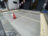 駐車場：現地写真更新！現地の説明はもちろん、モデルハウスご見学も可能！同社施工物件をご見学していただきますので、実際に使用される設備やお家の雰囲気などをご確認ください