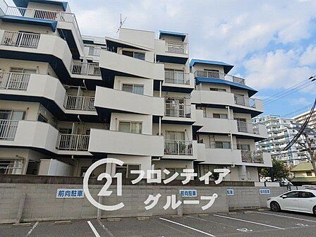 マイホームは一生に一度の大きな買い物だからこそ、納得いくまで情報を集めてほしいと思います。疑問はどんどんスタッフにぶつけてください