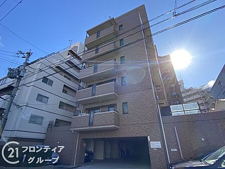 住まい選びは、価格や立地だけでなく、将来の暮らし方まで含めて考えることが大切です。今の段階で気になっていることを、まずスタッフに話してみてください