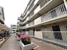 その他：マンション裏庭はきれいに整備されてます♪