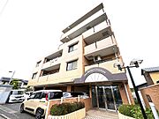 ライオンズマンションのタイル張りは高級感があります♪