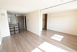 ブラウンヒルズ 1階2LDKのリビング/ダイニング