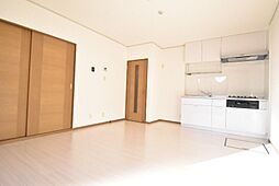 レジデンス大宮 1階3DKのリビング/ダイニング