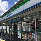 ファミリーマート浦和本太店 602m
