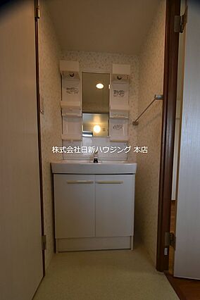 鏡付きの独立洗...