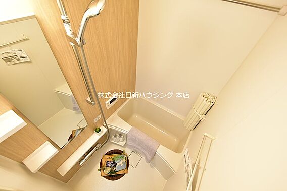 新規内装の浴室