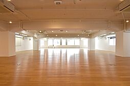 広尾オフィスビル（リノベデザイン／会議室付）