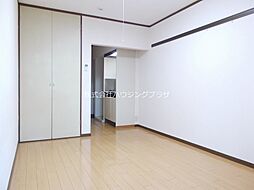 メゾンK 205 2階ワンルームのリビング/ダイニング