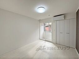 レジーナ 1階1Kのリビング/ダイニング