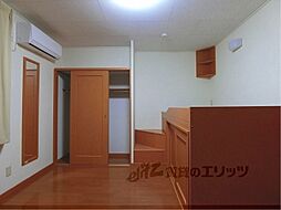 レオパレス札の辻 205 2階1Kのリビング/ダイニング