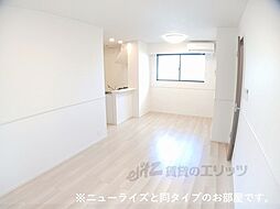 ブルーム 1階1LDKのリビング/ダイニング