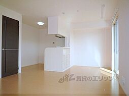 ヴァンサンカン 1階2LDKのリビング/ダイニング