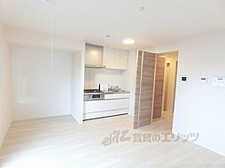 アイル東近江 3階1LDKのリビング/ダイニング